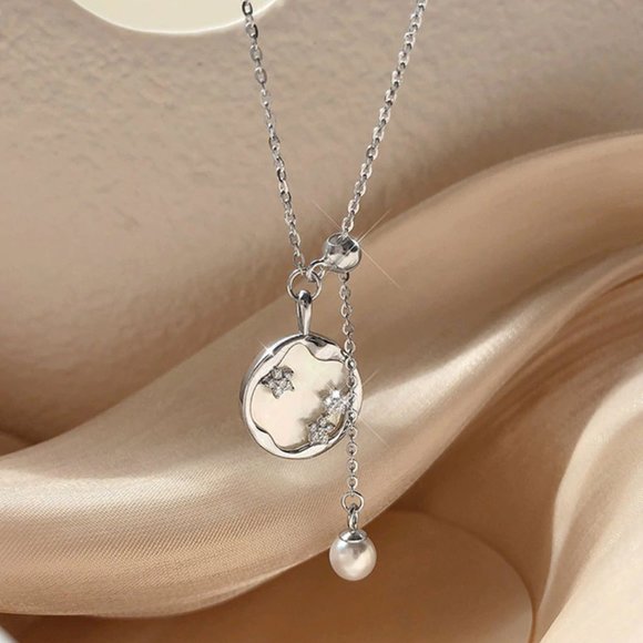 NEW Silver/Gold Round Shell Necklace - Picture 2 of 5